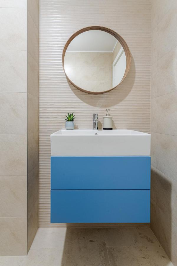 Il Lago - Azur - Cozy Luxurious Smart Home By The Lake Voluntari Bagian luar foto