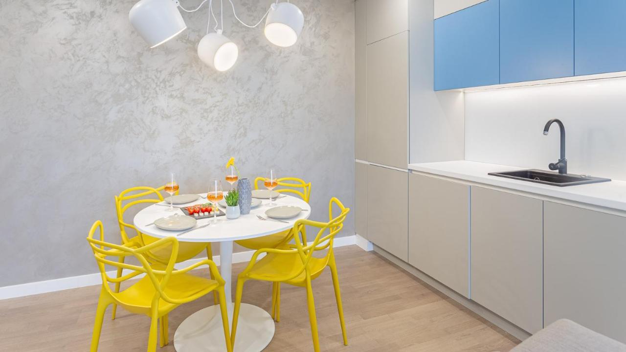 Il Lago - Azur - Cozy Luxurious Smart Home By The Lake Voluntari Bagian luar foto