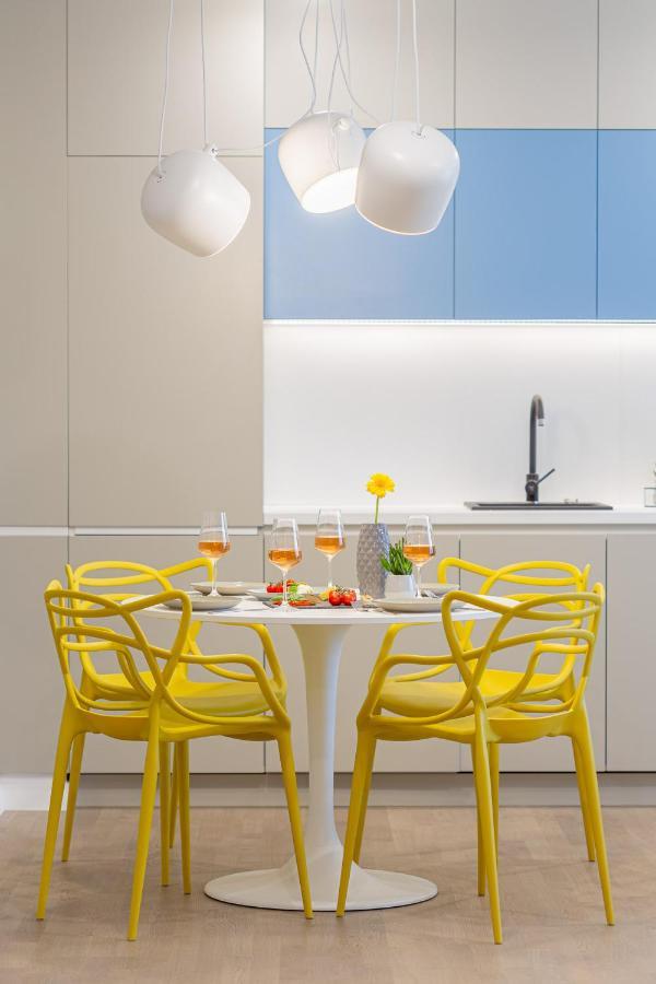 Il Lago - Azur - Cozy Luxurious Smart Home By The Lake Voluntari Bagian luar foto