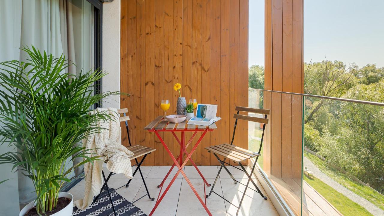 Il Lago - Azur - Cozy Luxurious Smart Home By The Lake Voluntari Bagian luar foto